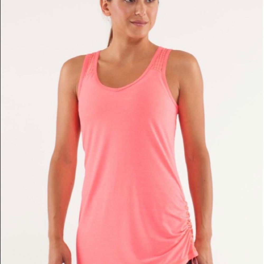 Lululemon tank size 6!
